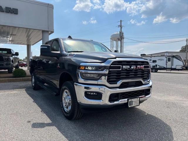 2025 Ram 2500 Tradesman Crew Cab 4x4 6'4" Box
