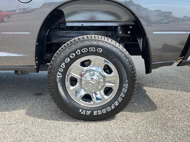 2025 Ram 2500 Tradesman Crew Cab 4x4 6'4" Box