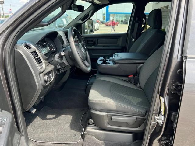2025 Ram 2500 Tradesman Crew Cab 4x4 6'4" Box