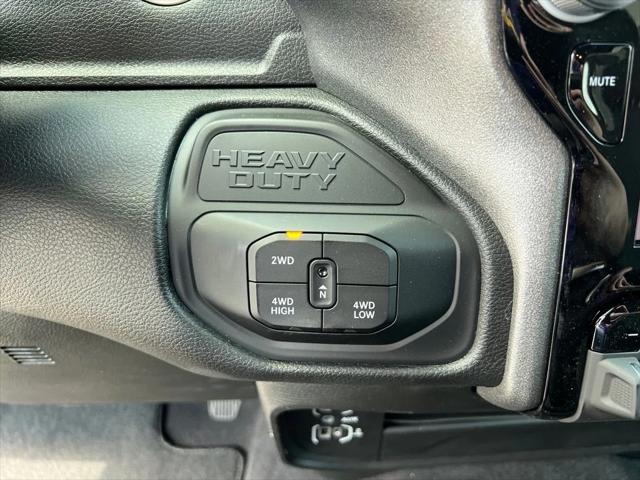 2025 Ram 2500 Tradesman Crew Cab 4x4 6'4" Box