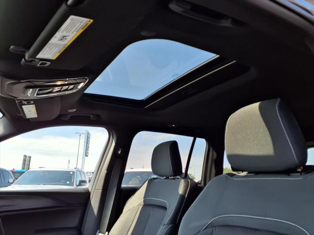 2025 Jeep Grand Cherokee GRAND CHEROKEE LAREDO X 4X4
