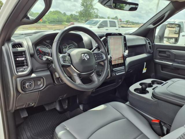 2025 RAM Ram 3500 RAM 3500 TRADESMAN REGULAR CAB 4X4 8 BOX