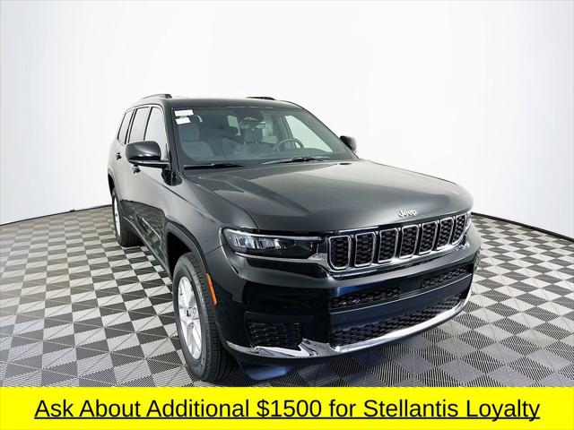 2025 Jeep Grand Cherokee GRAND CHEROKEE L LAREDO X 4X4