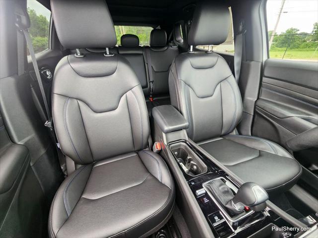 2025 Jeep Compass COMPASS LIMITED 4X4 2025 Jeep Compass COMPASS LIMITED 4X4