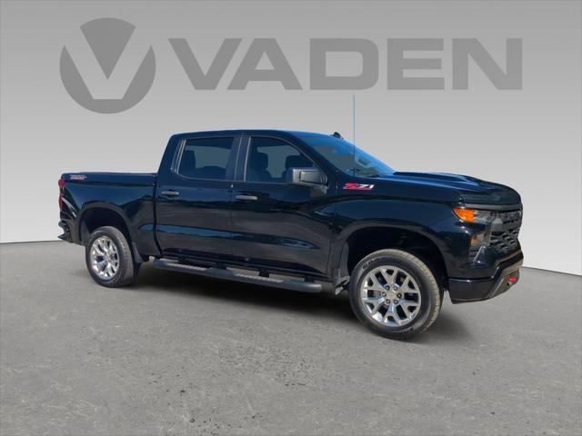 2024 Chevrolet Silverado 1500 4WD Crew Cab Short Bed Custom Trail Boss