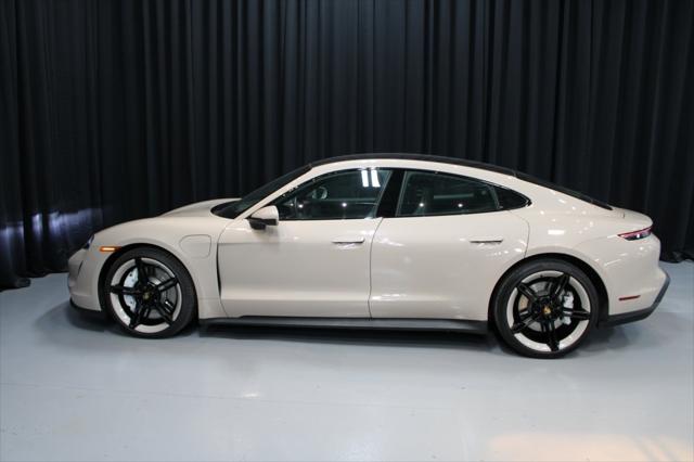 2023 Porsche Taycan 