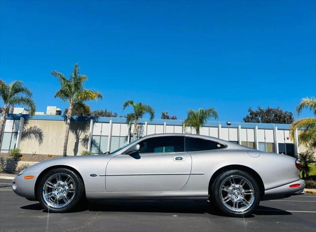 2001 Jaguar XK8 Standard