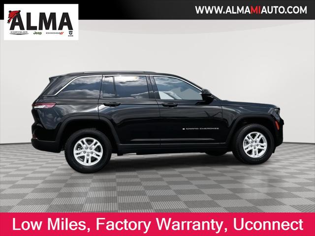 2022 Jeep Grand Cherokee Laredo 4x4