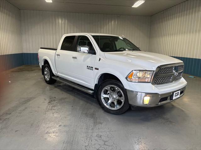 2018 RAM 1500 Laramie Crew Cab 4x4 57 Box
