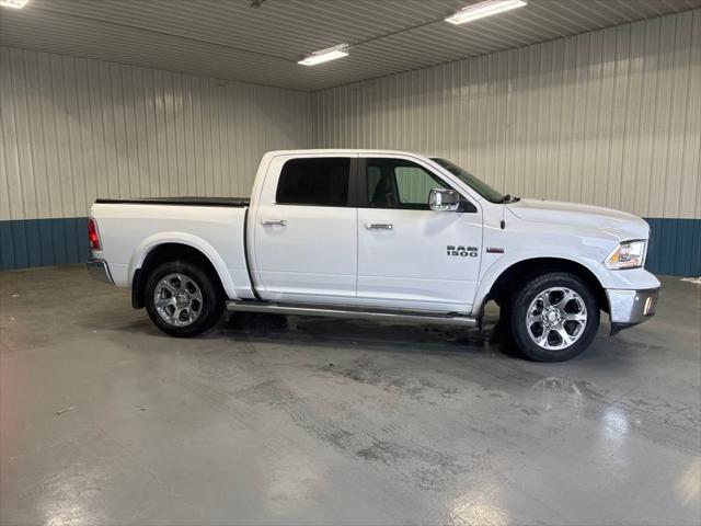 2018 RAM 1500 Laramie Crew Cab 4x4 57 Box