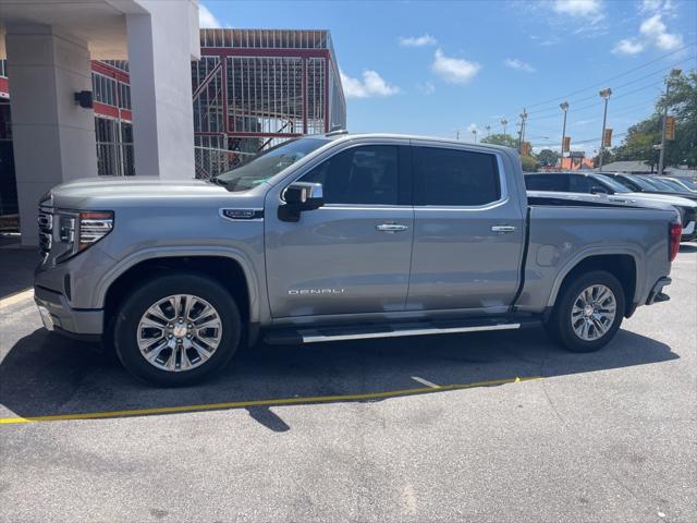 2023 GMC Sierra 1500 4WD Crew Cab Short Box Denali
