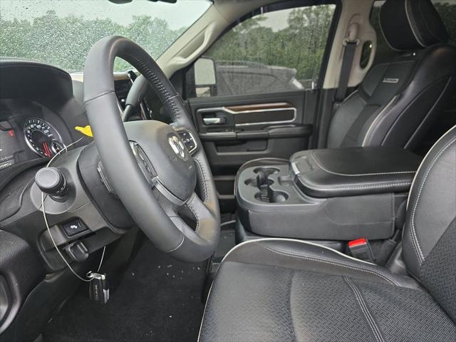 2024 RAM 2500 Laramie Crew Cab 4x4 64 Box