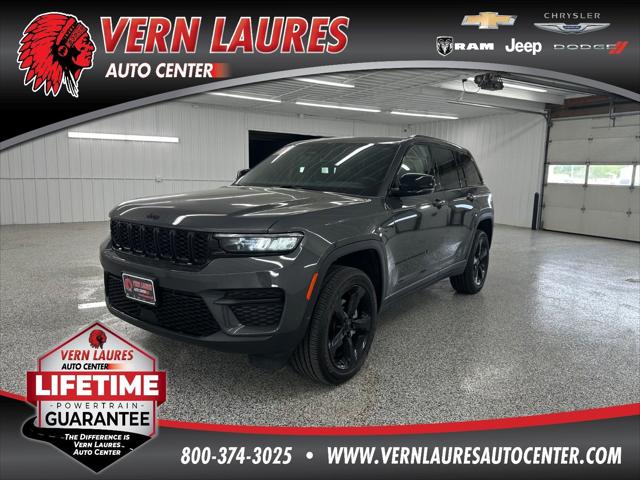 2023 Jeep Grand Cherokee Altitude 4x4
