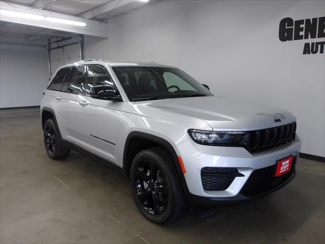 2022 Jeep Grand Cherokee Altitude 4x4
