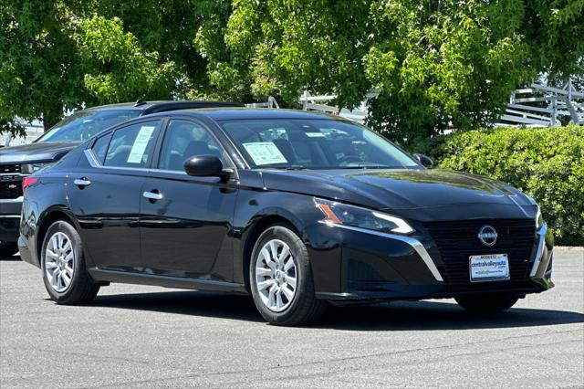 2023 Nissan Altima SV FWD