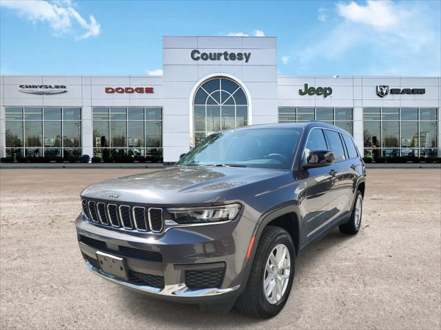 2023 Jeep Grand Cherokee L Laredo 4x4
