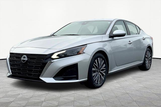 2023 Nissan Altima SV FWD