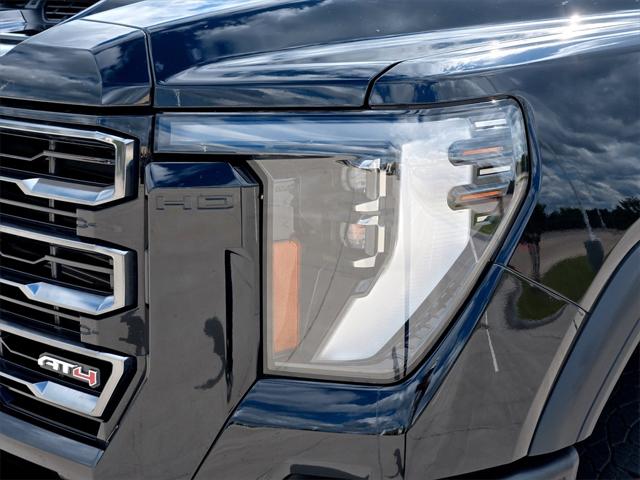 2024 GMC Sierra 2500HD 4WD Crew Cab Standard Bed AT4