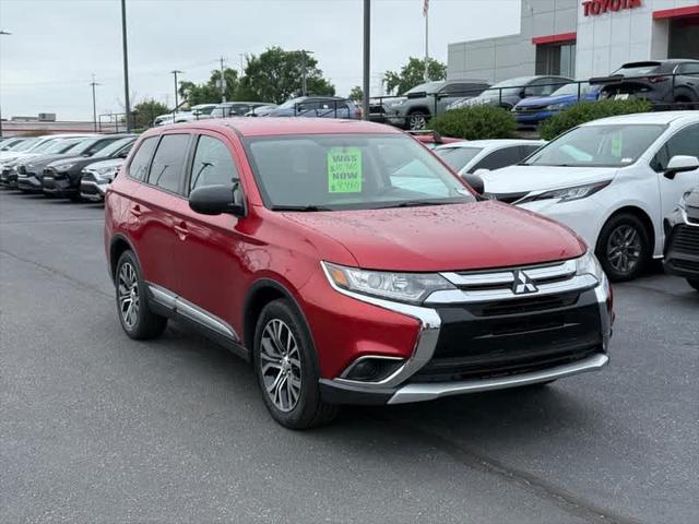 2017 Mitsubishi Outlander ES