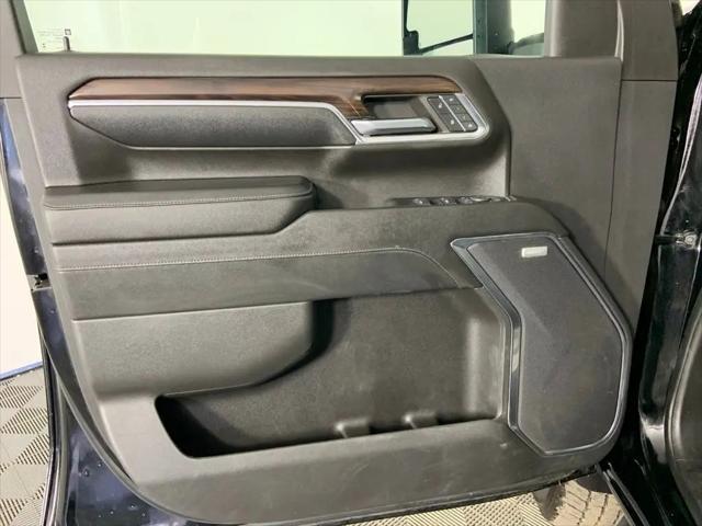 2024 GMC Sierra 3500HD SLT