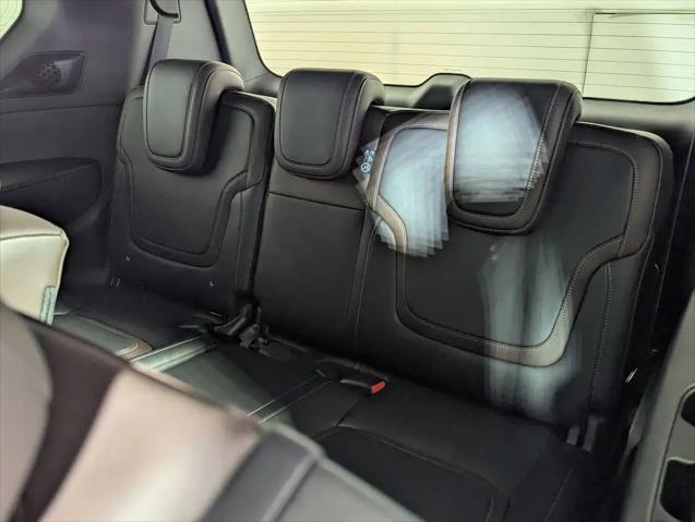 2025 Nissan Armada SL 4WD