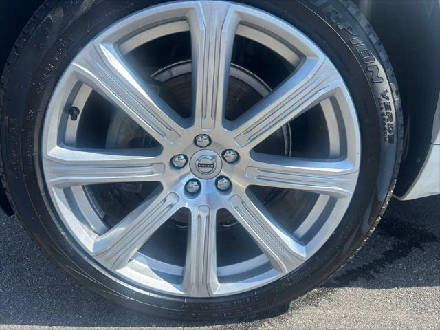 2019 Volvo XC90 T6 Inscription