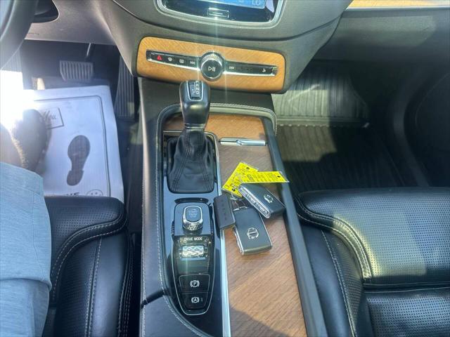 2019 Volvo XC90 T6 Inscription