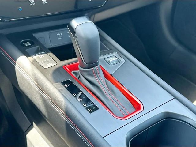 2025 Nissan Kicks SR FWD
