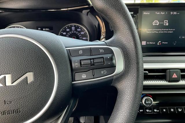 2023 Kia K5 LXS