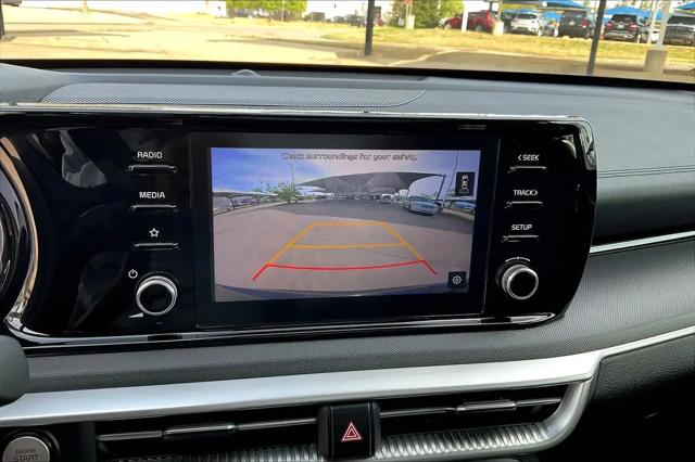 2023 Kia K5 LXS