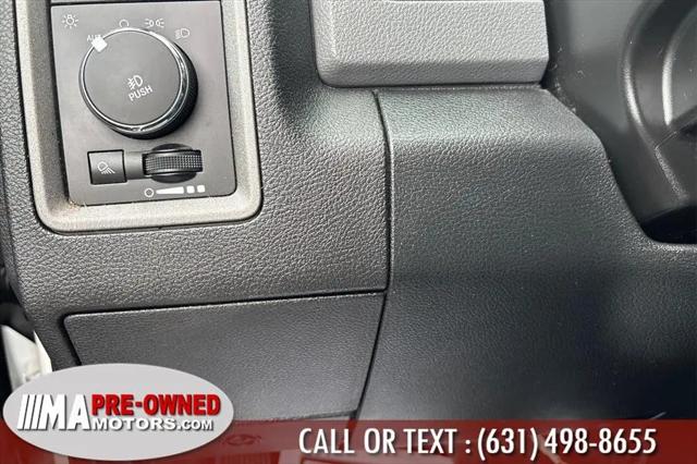 2017 Ram 1500 Express Quad Cab 4x4 6'4" Box