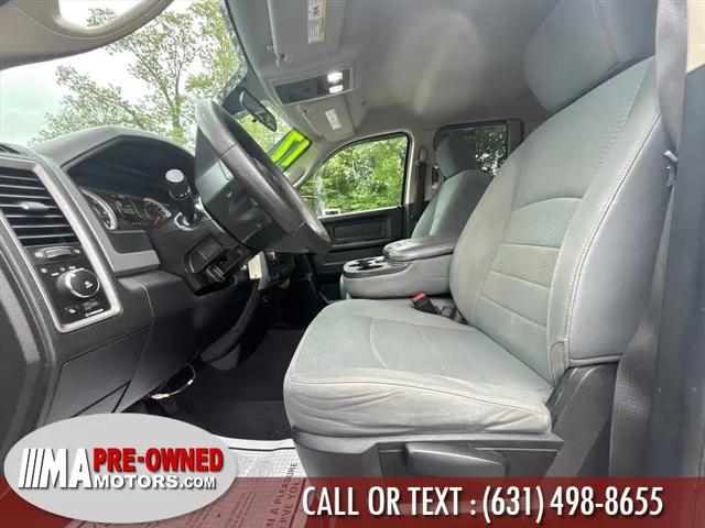2017 Ram 1500 Express Quad Cab 4x4 6'4" Box