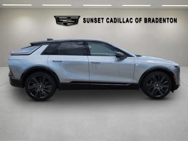 2025 Cadillac iQ Sport w/1SK