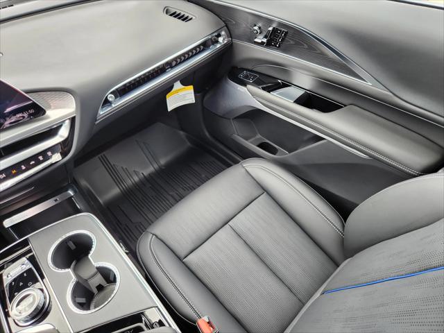 2025 Cadillac iQ Sport w/1SK