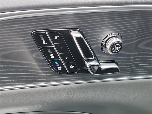 2025 Cadillac iQ Sport w/1SK