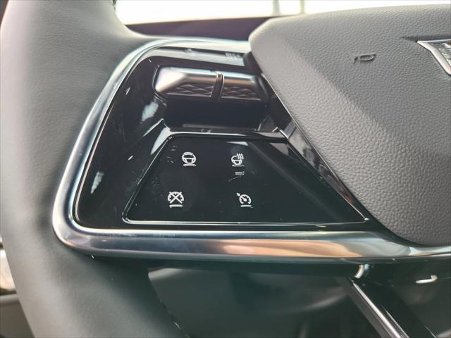 2025 Cadillac iQ Sport w/1SK