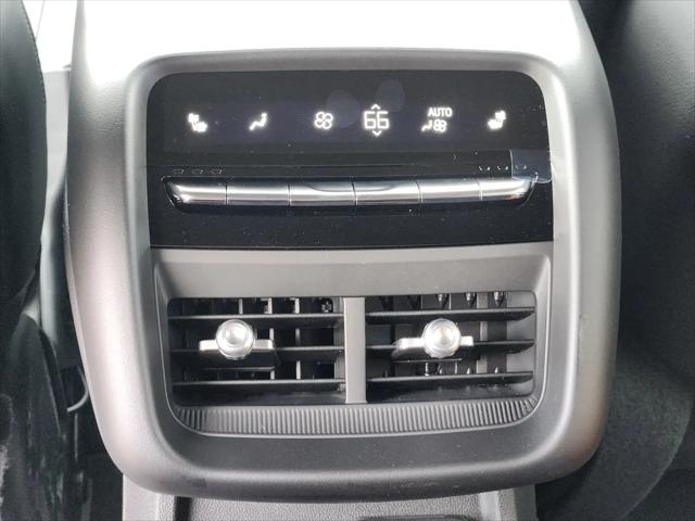 2025 Cadillac iQ Sport w/1SK