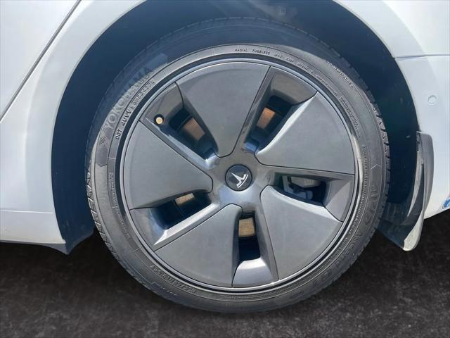 2021 Tesla Model 3 Standard Range Plus Rear-Wheel Drive