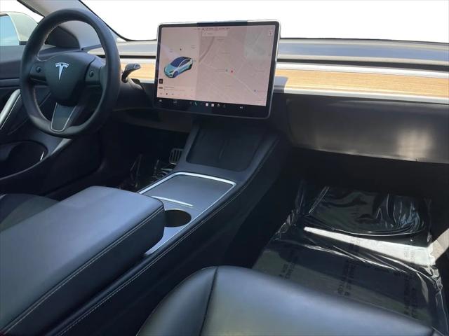 2021 Tesla Model 3 Standard Range Plus Rear-Wheel Drive