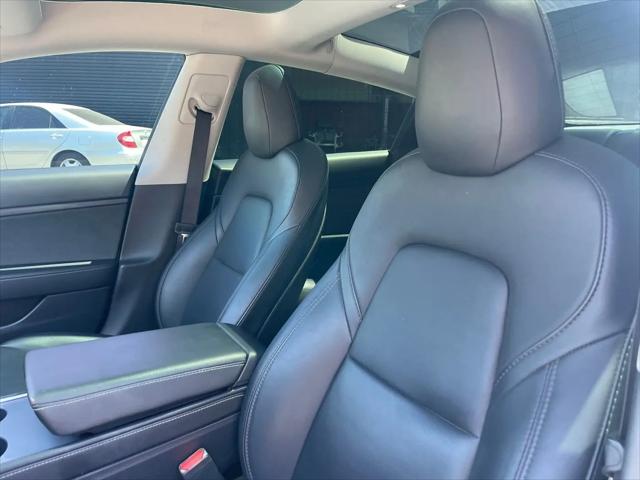 2021 Tesla Model 3 Standard Range Plus Rear-Wheel Drive