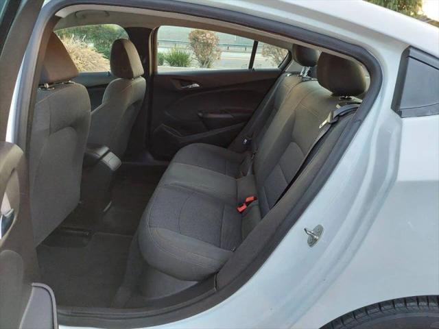 2016 Chevrolet Cruze LS Auto