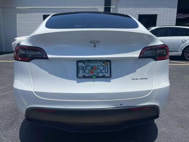 2022 Tesla Model Y Long Range Dual Motor All-Wheel Drive