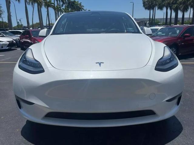 2022 Tesla Model Y Long Range Dual Motor All-Wheel Drive