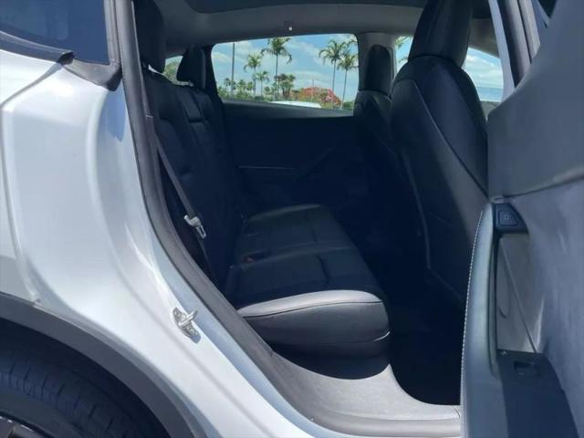2022 Tesla Model Y Long Range Dual Motor All-Wheel Drive