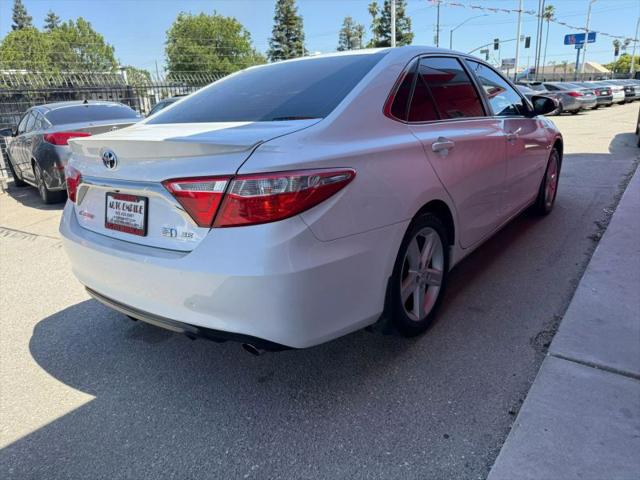 2016 Toyota Camry SE