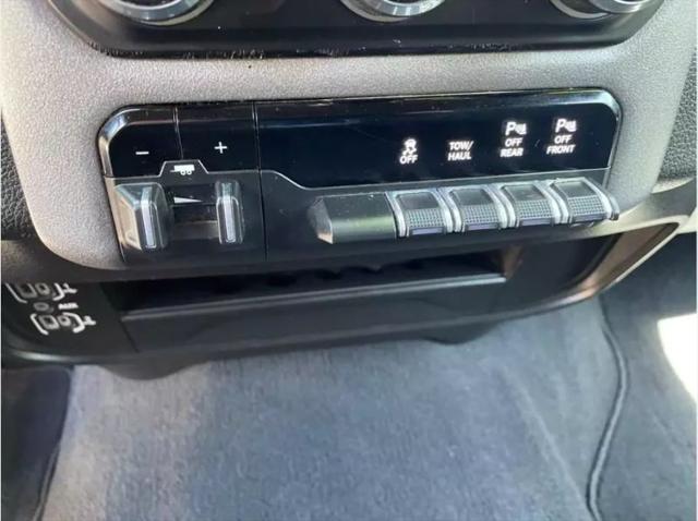 2022 Ram 2500 Tradesman Crew Cab 4x2 6'4" Box