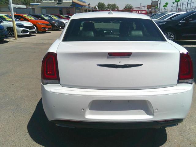 2016 Chrysler 300 300S