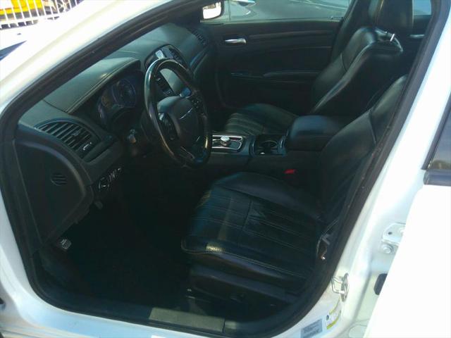 2016 Chrysler 300 300S