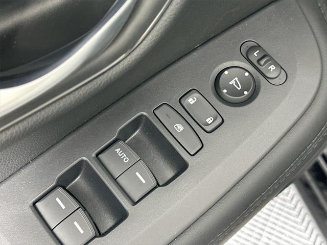 2025 Honda HR-V AWD LX