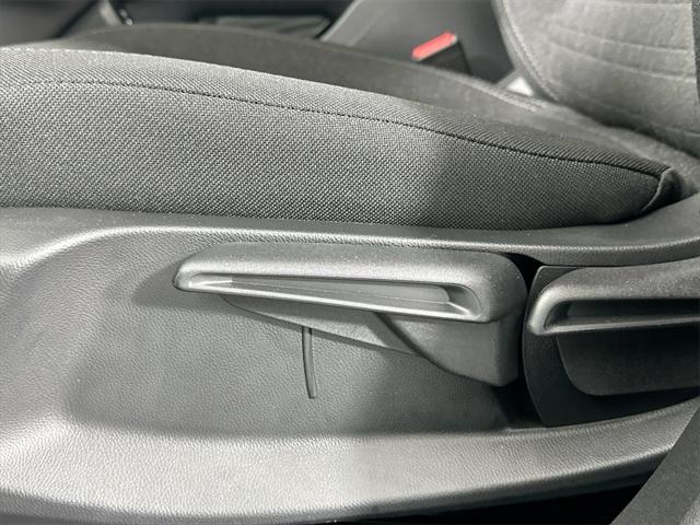 2025 Honda HR-V AWD LX